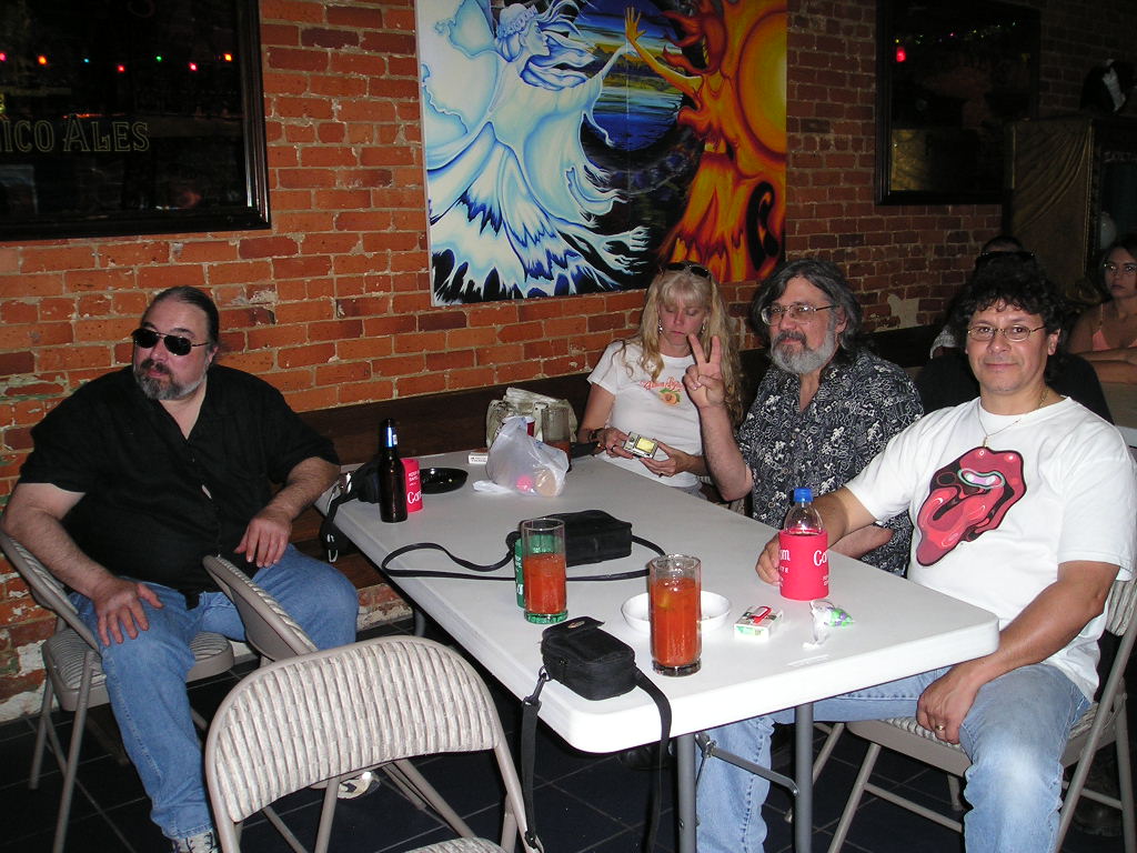 Ed, Suzanne, Pete and Angel.
HTW Family Band Jam
Gadsden, AL