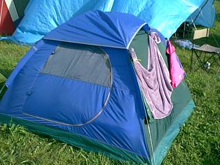 Miz Pam's tent after it dried out on day 3 ;)